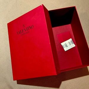 VALENTINO red shoe box